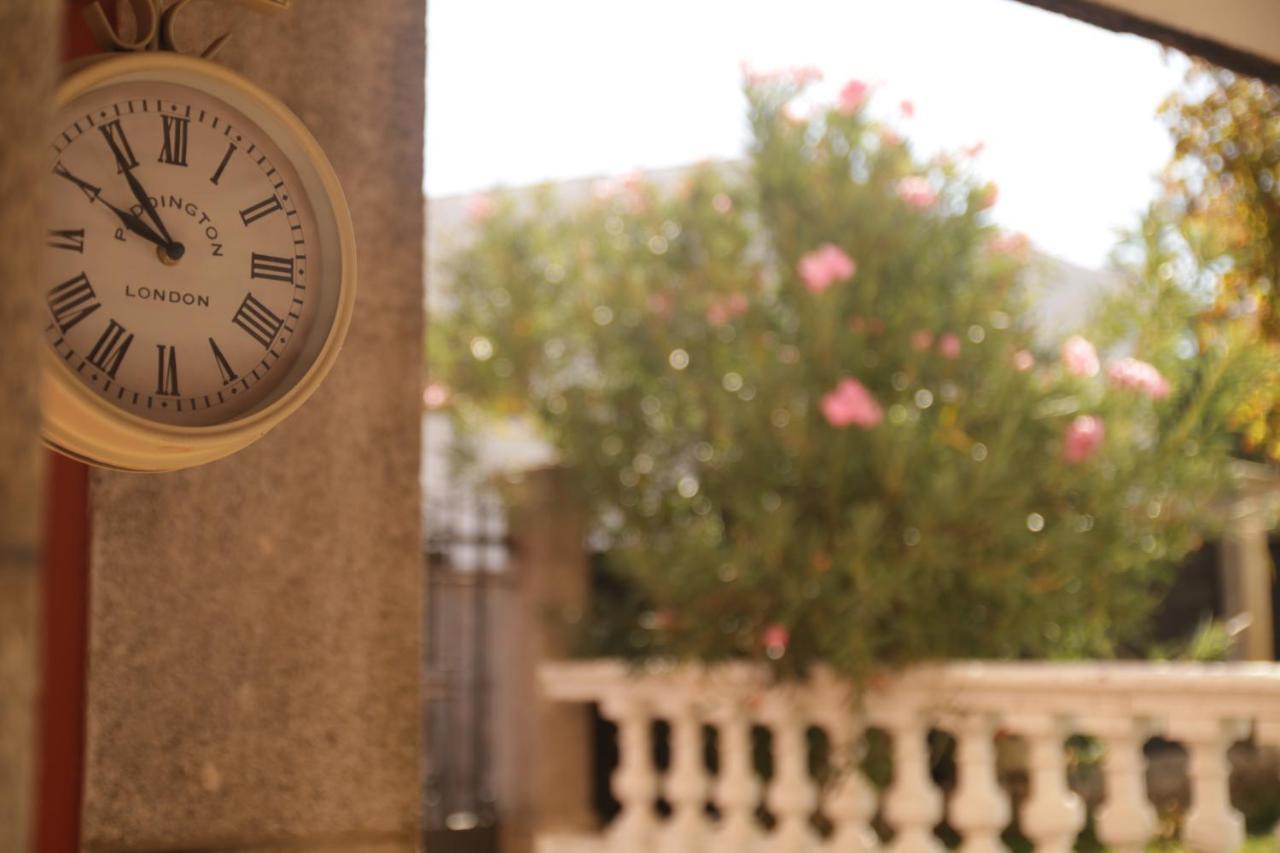 Hotel Villa Maria Fuentes de Béjar Eksteriør billede