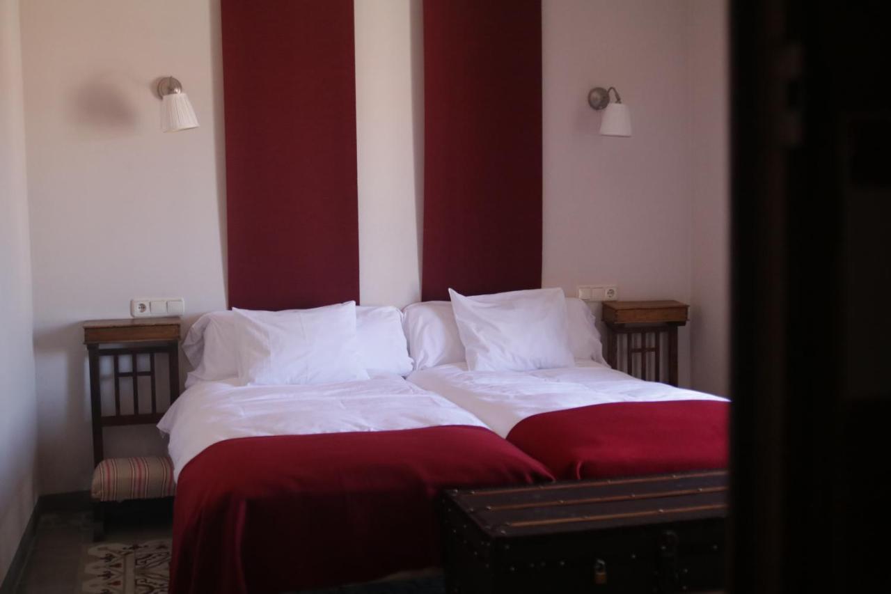 Hotel Villa Maria Fuentes de Béjar Eksteriør billede